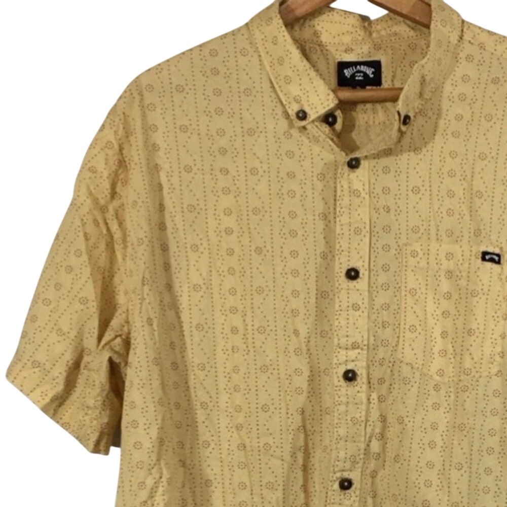 Billabong Men's Sundays Mini Short Sleeve Button Up Shirt - STA